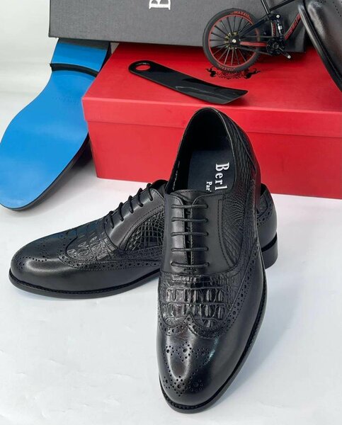 Solid Leather Formal Shoes