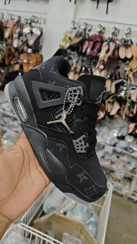 Jordan 4