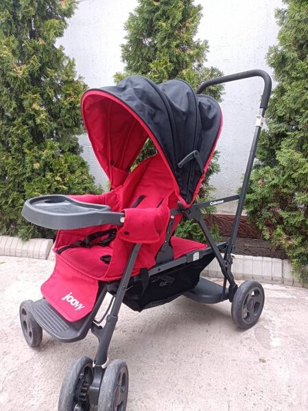 Коляска для погодок