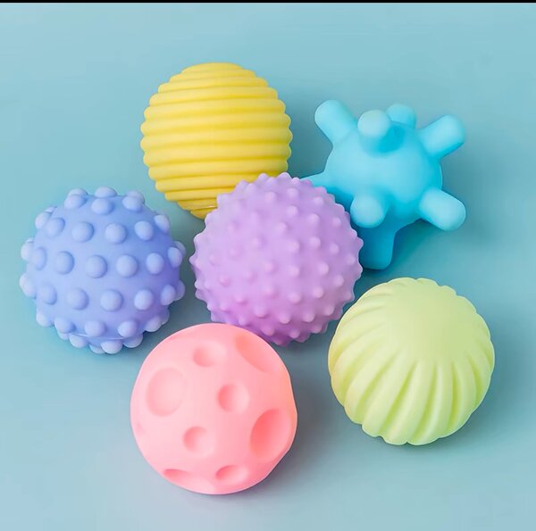 Мягкие тактильные мячики