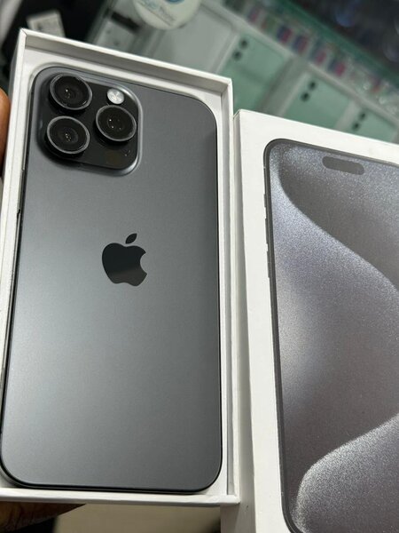 iPhone 15 pro Max 256giga