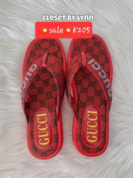 red flip flops