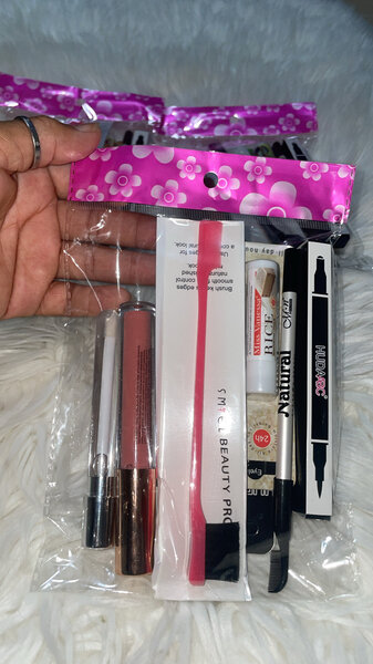 Set complet de maquillage lèvres