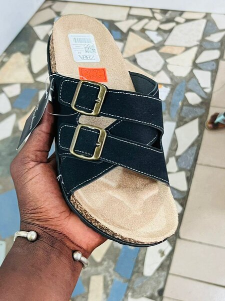 SANDALE ORIGINALE ET QUALITÉ