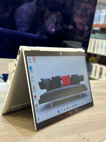 HP elitebook x360 1030 G2 i5-7th gen. 16/1TB