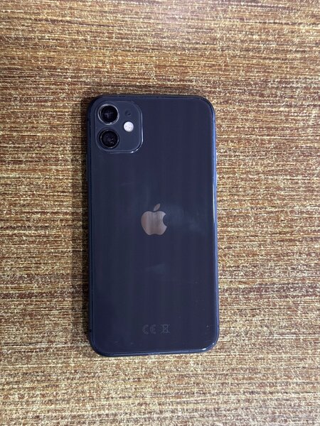 iPhone 11 Simple 128Go ( Face ID désactivé )