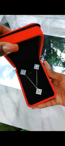 Parure Éclatante en Argent