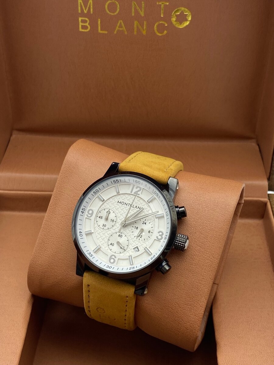 Men Genuine brown leather strap watch