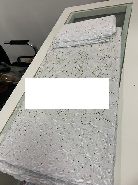 De très belles dentelles disponible 