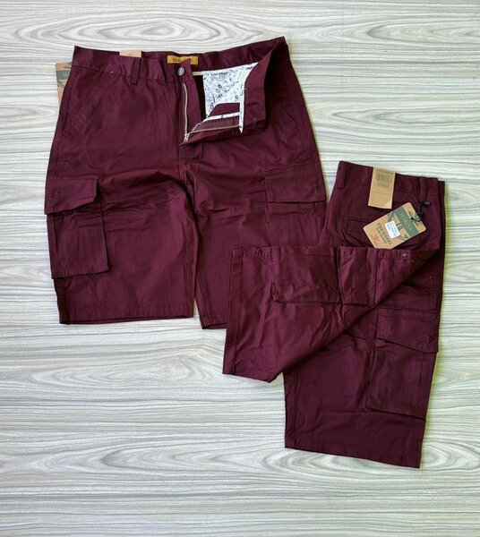 Khaki side pockets shorts