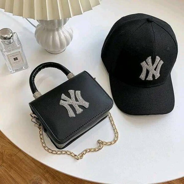 Ensemble Sac et Casquette Exclusif