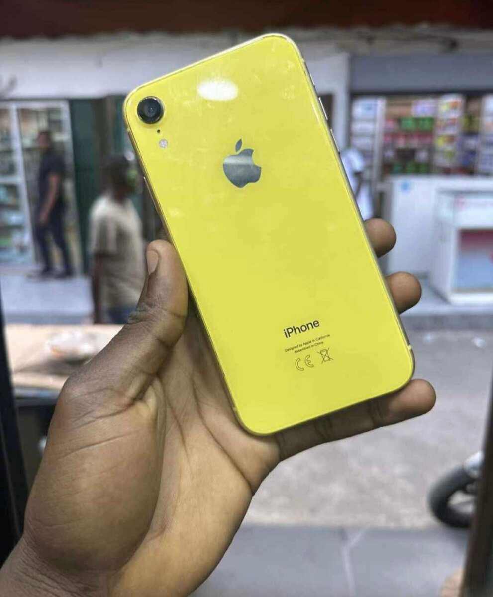 iPhone XR coloré de haute qualité