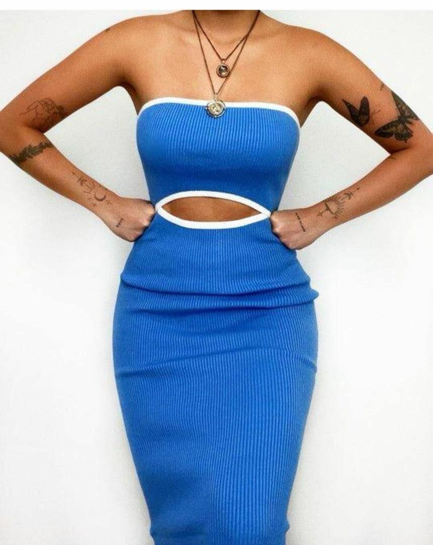 Robe élégante longue fendue