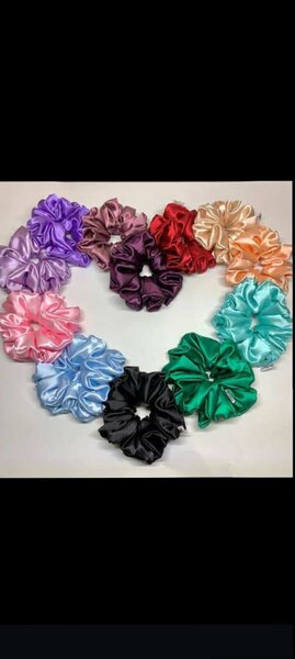 Chouchous en satin colorés