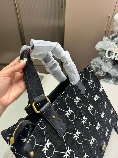 Бренд:Pinko Премиум качество