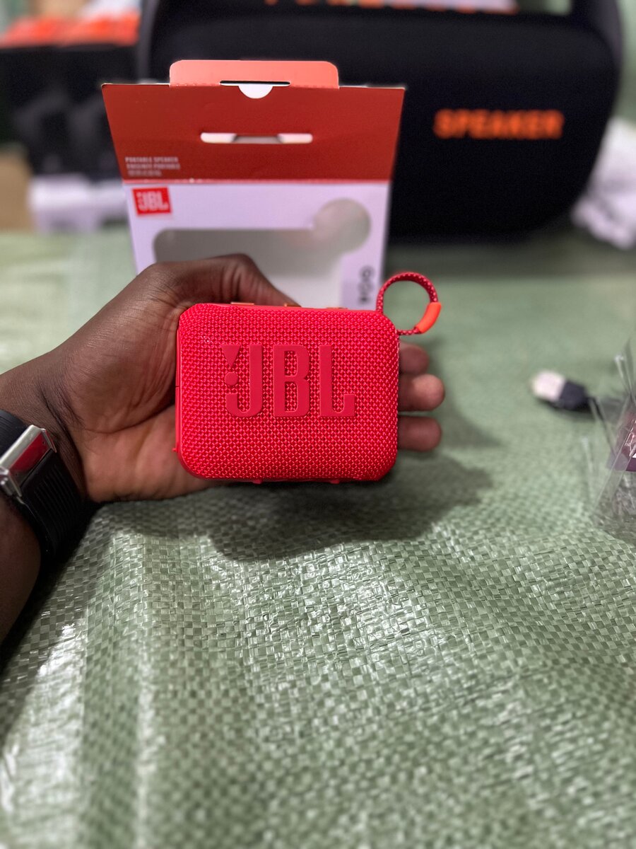 Enceinte JBL GO4 Rouge Portable