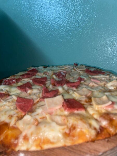 Pizza aux Champignons et Jambon