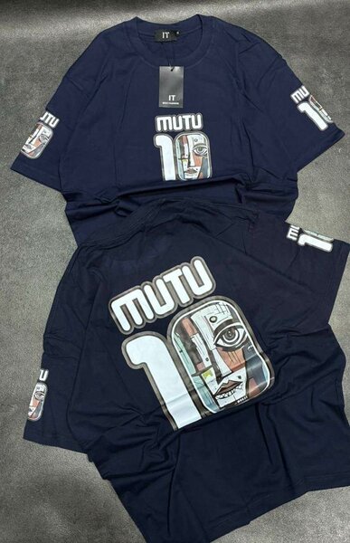 T-shirt MUTU design graphique