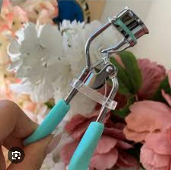 Recourbe-cils professionnel