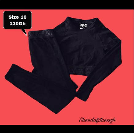 top and leggings black