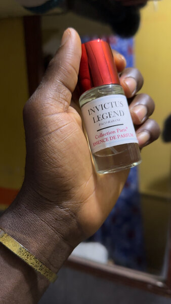 Parfum Invictus Legend