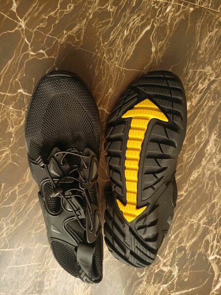 Chaussures sport antidérapantes