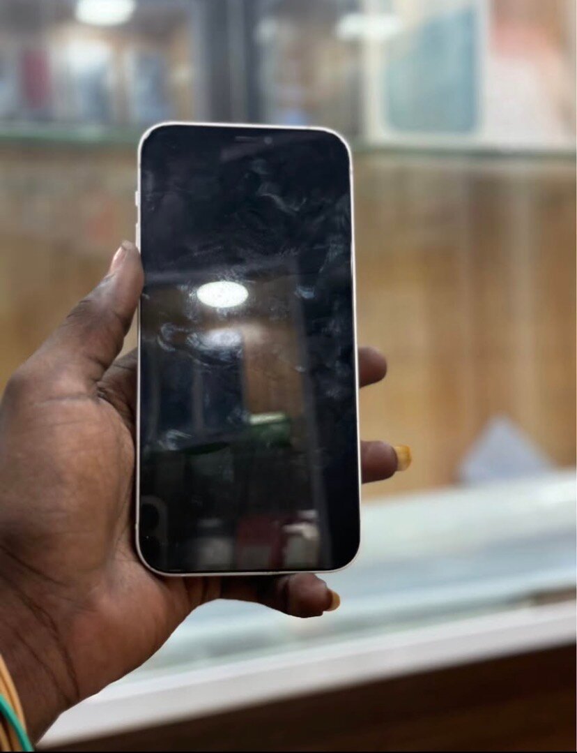 iPhone 12 Blanc 64 Go