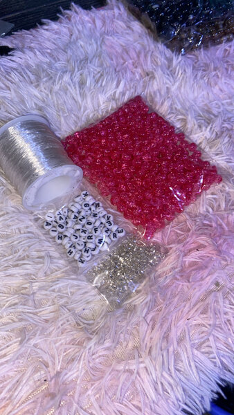 Kit de perles et lettres DIY