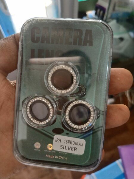 Protège caméra iPhone 16