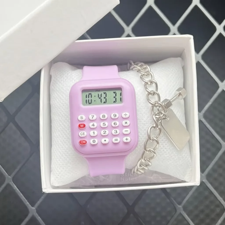 Montre calculatrice violette