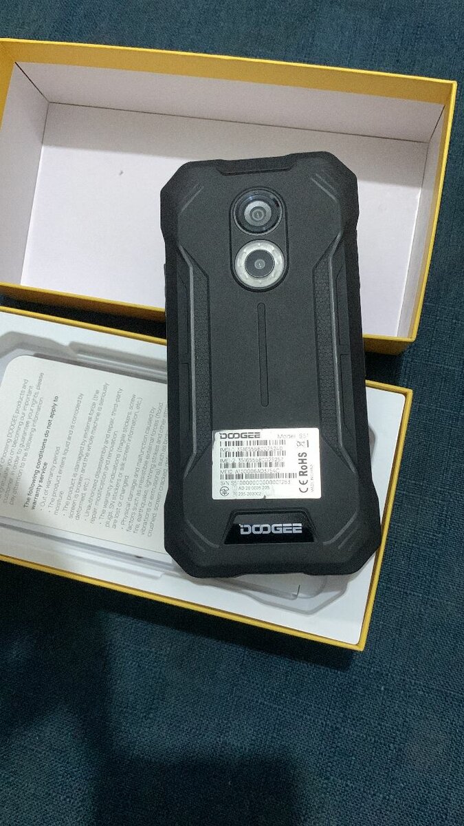 RUGGED SMART PHONE DOOGEE S51