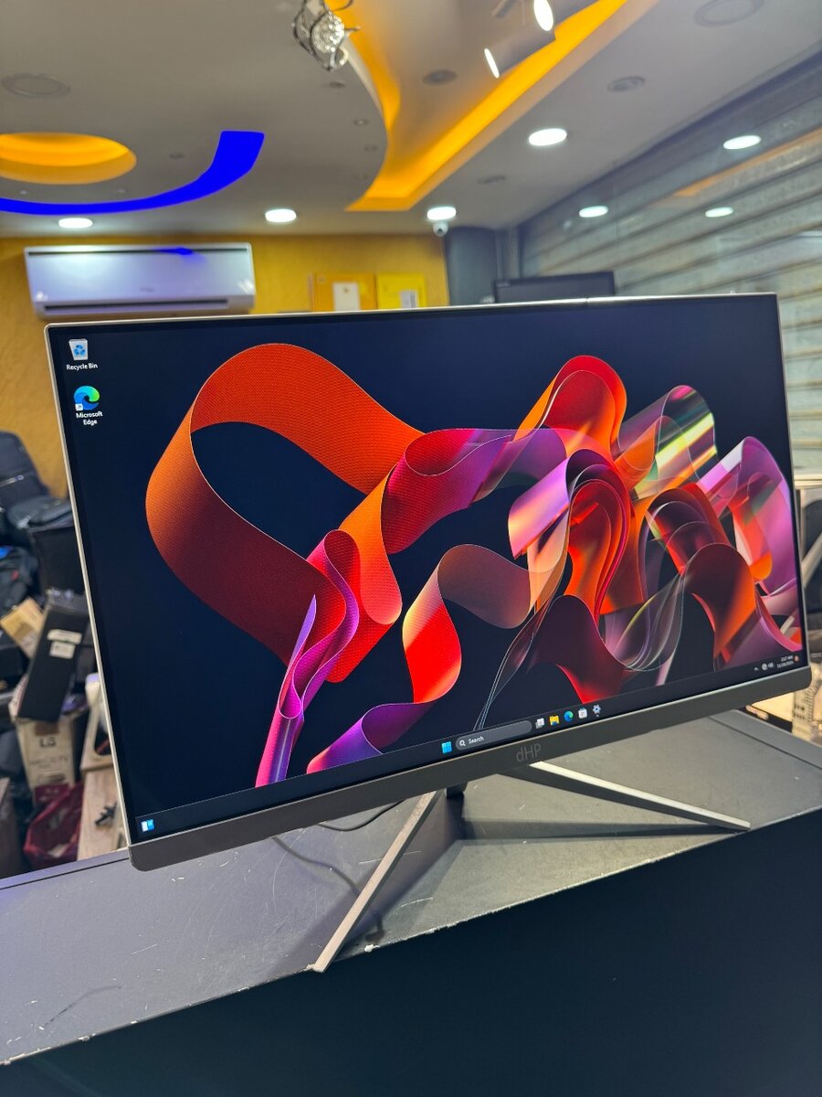 DhP COMPUTER AIO RAM 16GB PROCESSOR Core i7 SSD 256GB