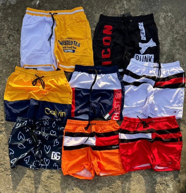 Shorts de bain pour homme variés