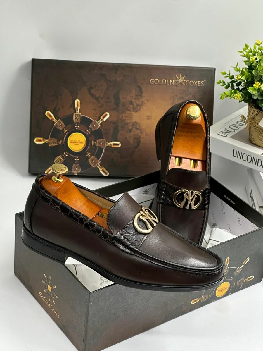 Solid Branded Executive Shoes