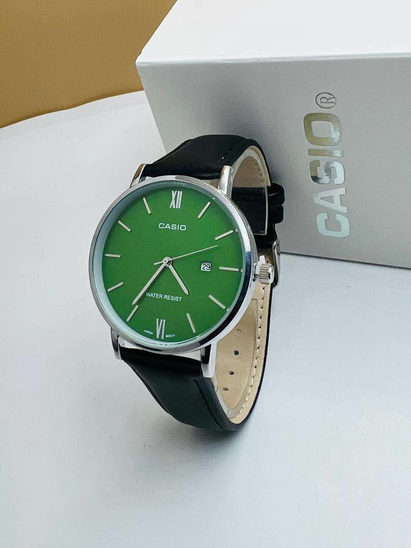 Montres élégantes Casio & Lacoste