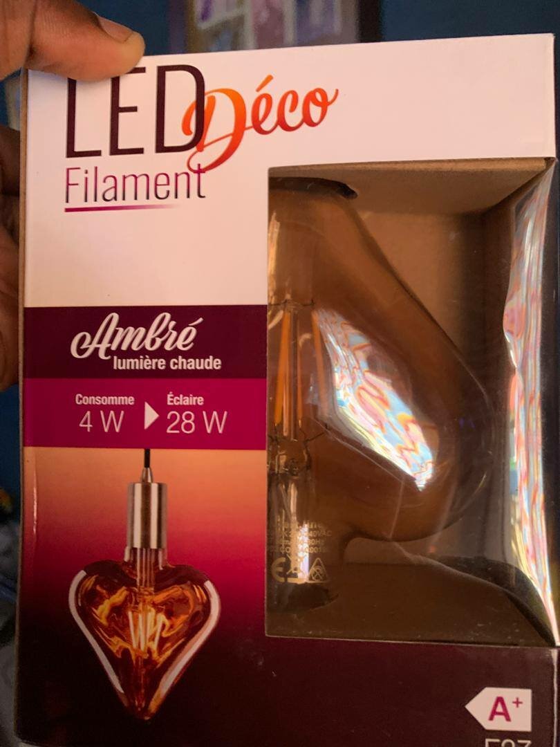 Ampoule LED Filament Ambre Déco