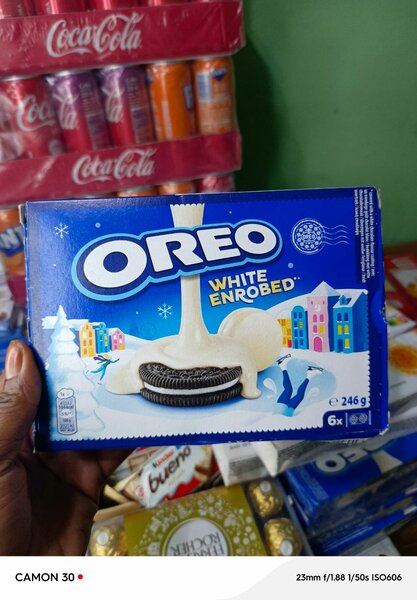 Oreo White Enrobed Biscuits