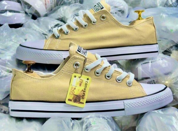 Converse basses beiges