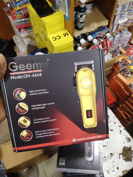 Tondeuse professionnelle Geemy