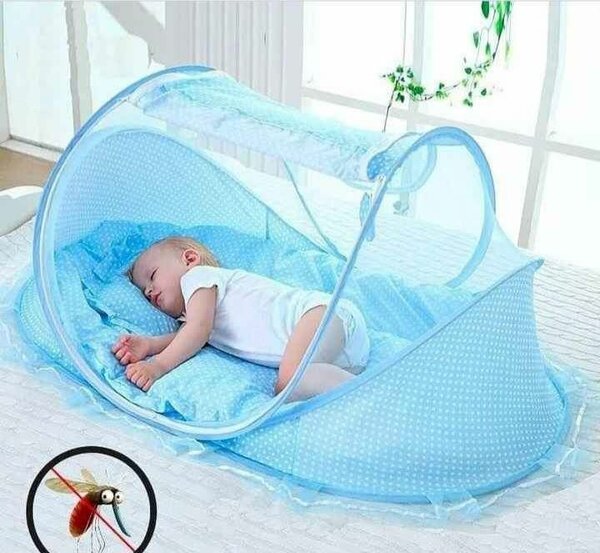 Lit moustiquaire pliable .