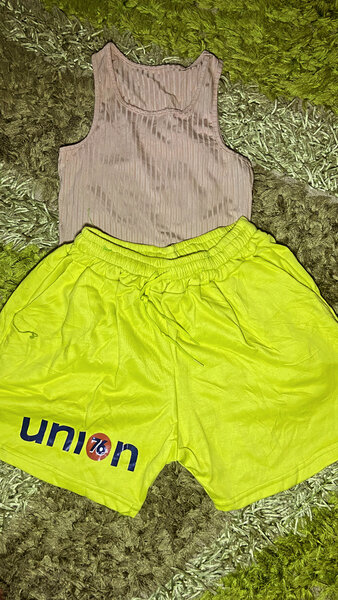 Set de sport moderne pour femmes