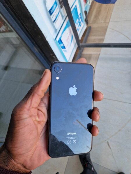 Iphone xr black