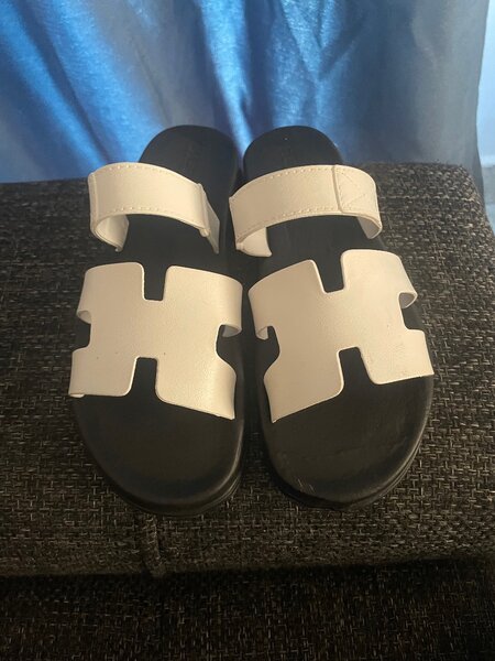 Sandales en cuir élégantes