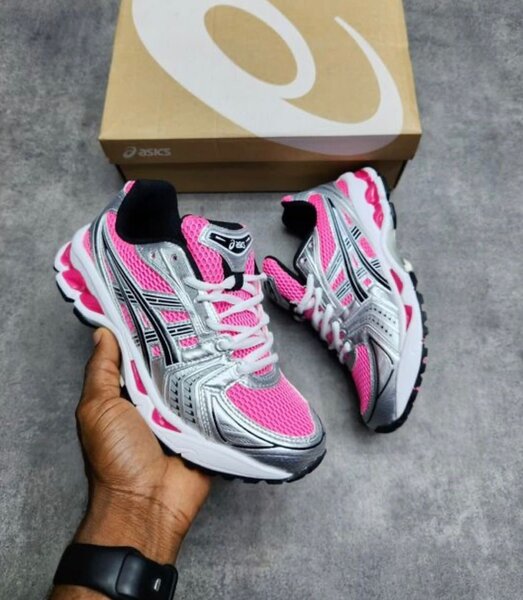 Chaussures de course Asics