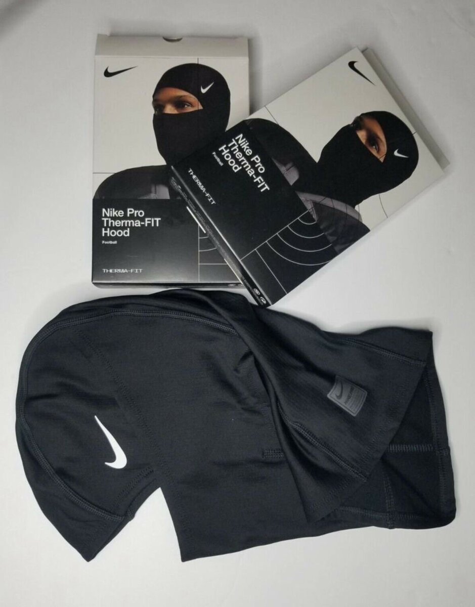 Nike Pro Therma-FIT Hood