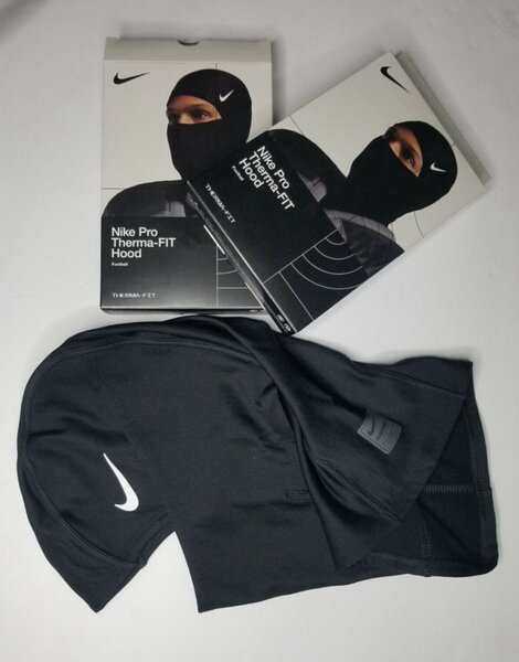 Nike Pro Therma-FIT Hood