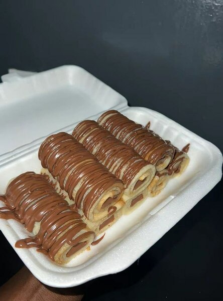 Crêpes roulées au chocolat