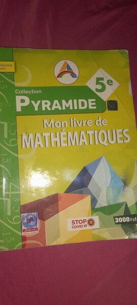 Manuels scolaires pour 5e