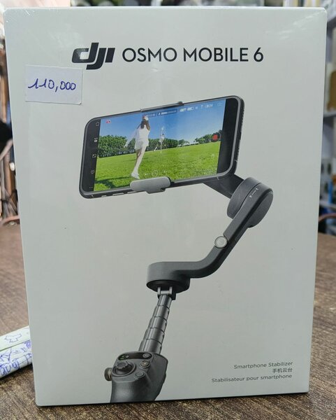 Stabilisateur DJI Osmo Mobile 6