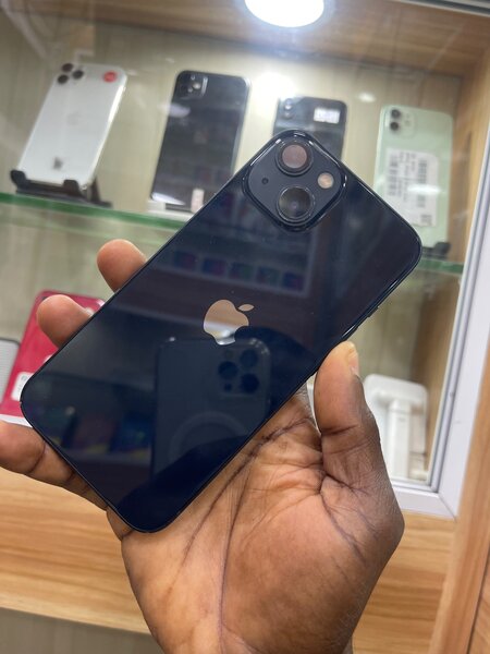 iPhone 13 simple 128giga